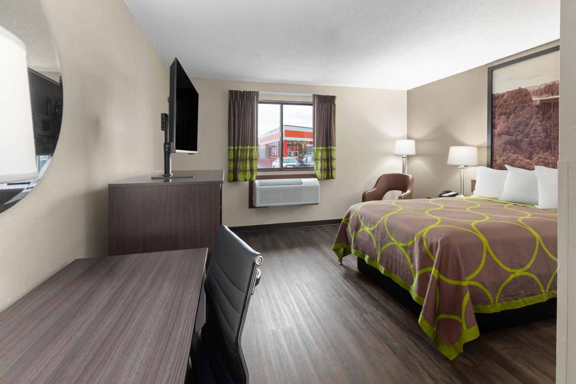 Super 8 By Wyndham Summersville - New River National Park Bagian luar foto