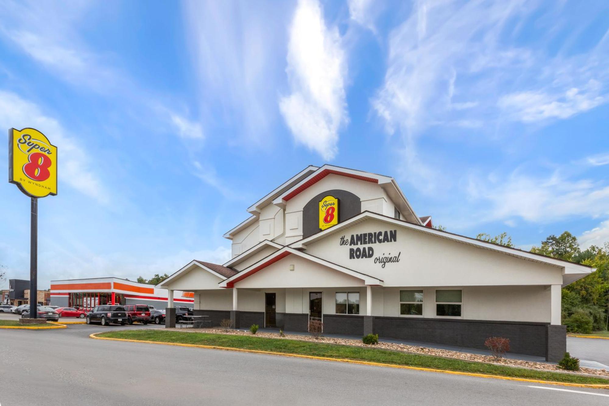 Super 8 By Wyndham Summersville - New River National Park Bagian luar foto